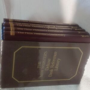 Vintage ThrNew Webster's Deluxe Desk Reference Library Set Of 5 Hardback Books